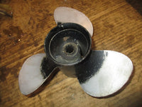 Load image into Gallery viewer, Tohatsu 25hp 4 stroke outboard aluminum prop 9.9x10
