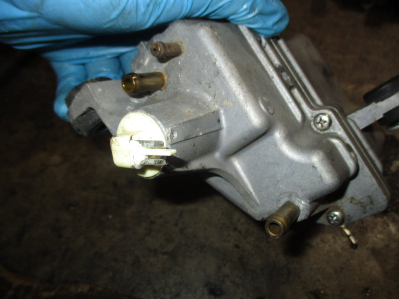Suzuki DF175 outboard VST (15600-96J01) PLUG BROKEN