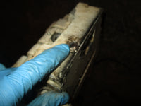 Load image into Gallery viewer, Johnson 70hp 2 stroke outboard tilt trim unit PARTS ONLY
