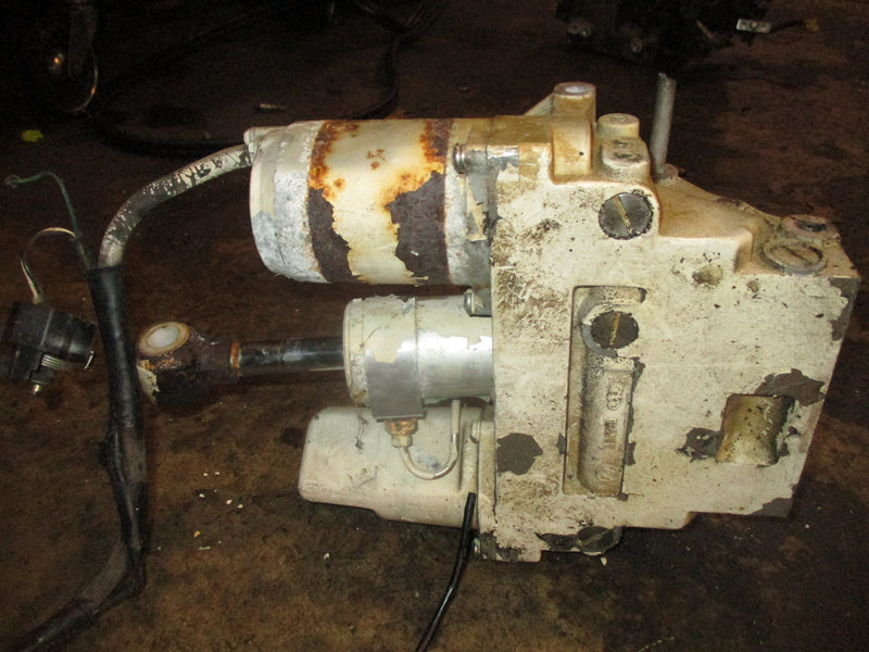 Johnson 70hp 2 stroke outboard tilt trim unit PARTS ONLY