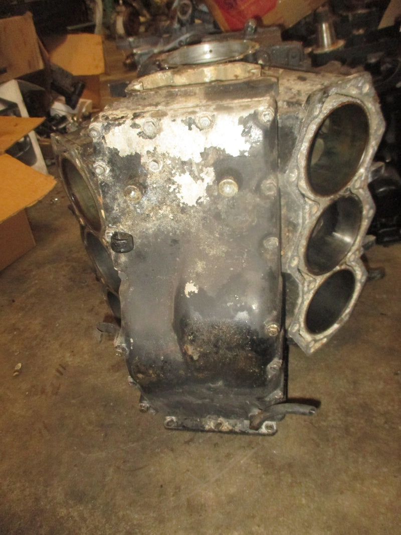 Evinrude 175hp 2 Stroke outboard Crankcase Block