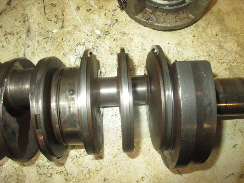 Evinrude 175hp 2 Stroke outboard Crankshaft (396256)