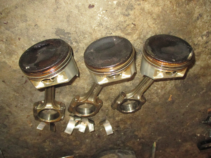 Johnson/Suzuki 140hp 4 stroke outboard piston and rod set of 3 (12111-92J00)