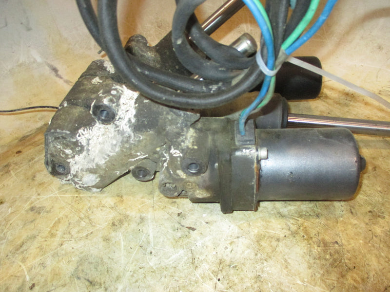 Yamaha 350hp 4 stroke outboard tilt trim unit (6AW-43800-00)
