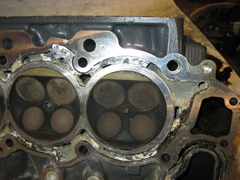 Yamaha 350hp 4 stroke outboard port cylinder head (6AW-00)