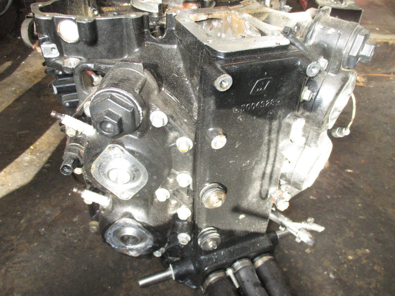 Evinrude 115hp 2 stroke outboard crankcase powerhead