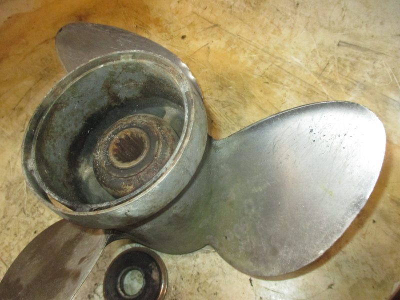 Evinrude 175hp 2 Stroke outboard Stainless Propeller 14 1/4 X 21 (387520)