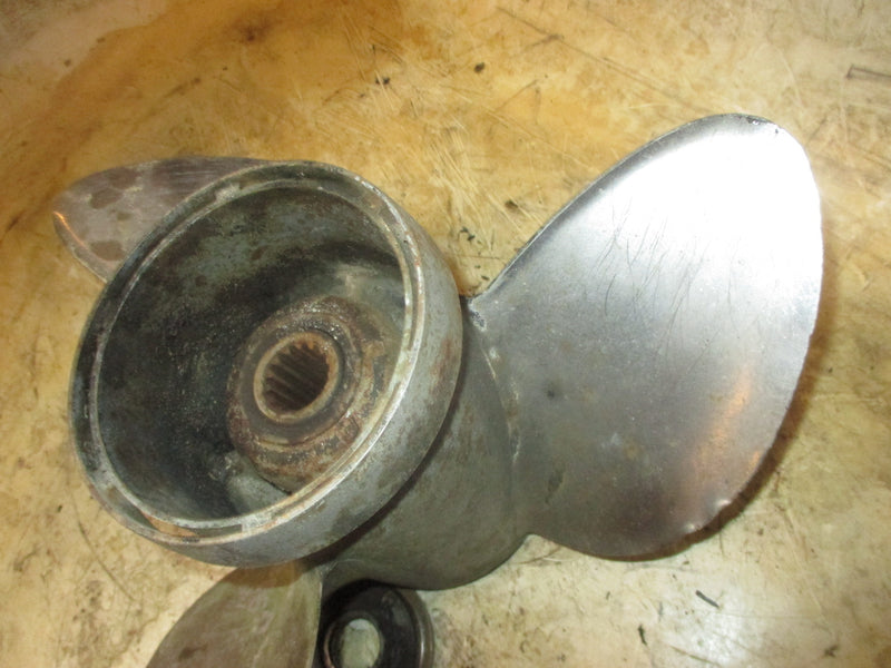 Evinrude 175hp 2 Stroke outboard Stainless Propeller 14 1/4 X 21 (387520)