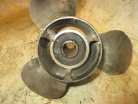 Load image into Gallery viewer, Evinrude 175hp 2 Stroke outboard Stainless Propeller 14 1/4 X 21 (387520)
