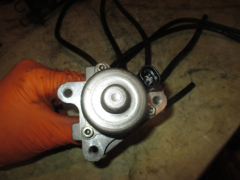 Mercury Optimax 225hp 2 stroke outboard Oil Pump (8M0179077)