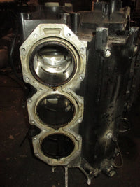 Load image into Gallery viewer, Mercury Optimax 225hp 2 stroke outboard Crankcase Block
