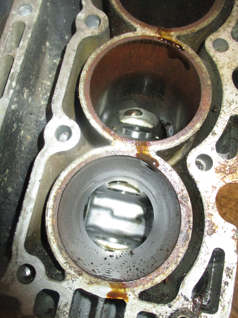 Honda BF30 outboard crankcase block