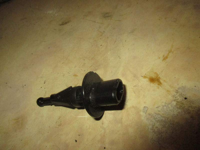 Johnson/Suzuki 140hp 4 stroke outboard inlet temp sensor (13650-52A00)