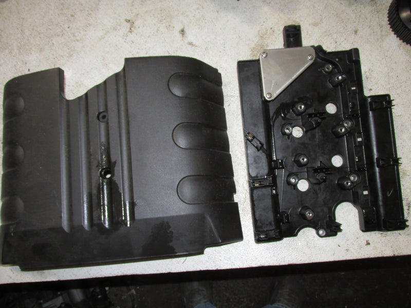 Yamaha 3.3L 200hp 4 Stroke Outboard Ignition Coil Mounting Plate and Cover