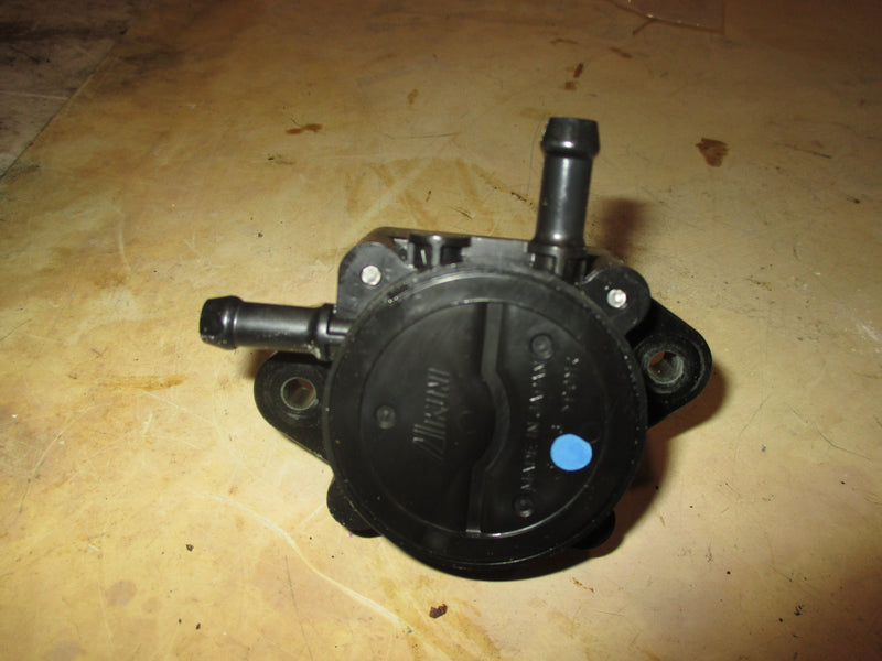 Johnson/Suzuki 140hp 4 stroke outboard fuel pump (15100-90J10)