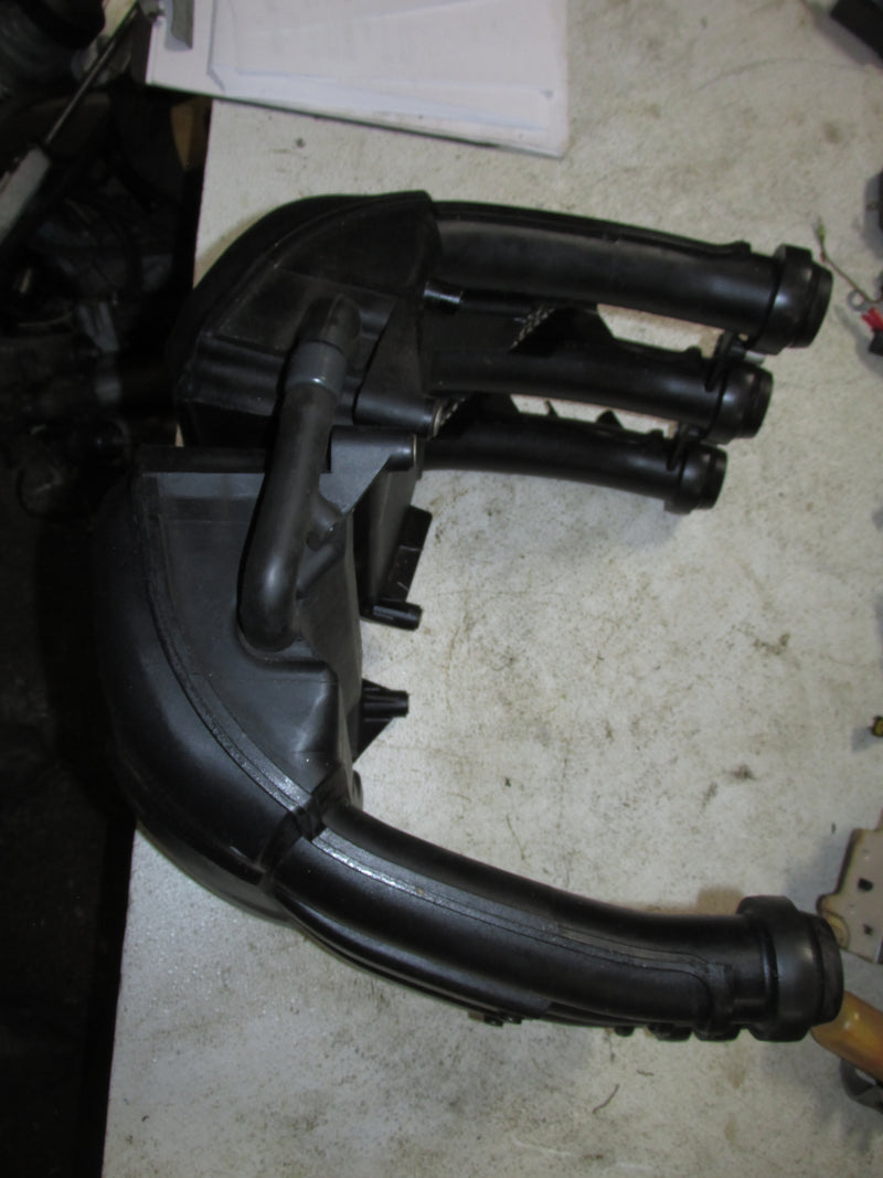 Yamaha 3.3L 200hp 4 Stroke Outboard Intake Silencer Set (69J-14440-00-00)