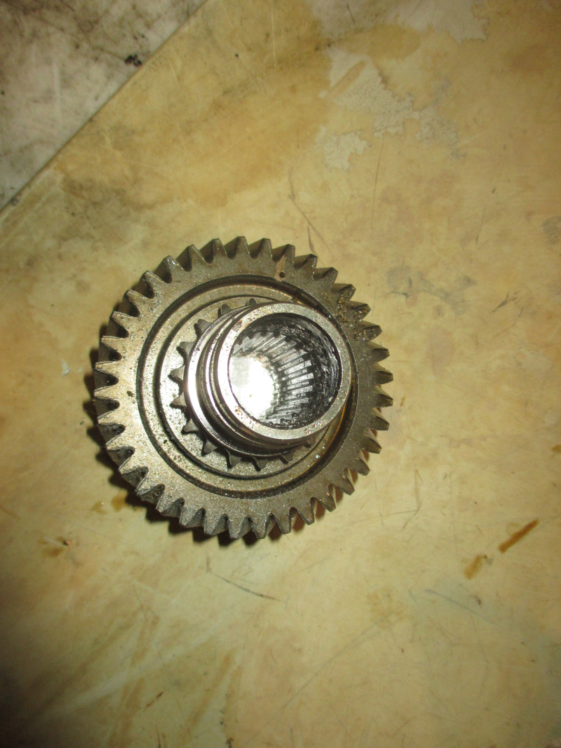 Johnson/Suzuki 140hp 4 stroke outboard driven gear set (12732-90J00)