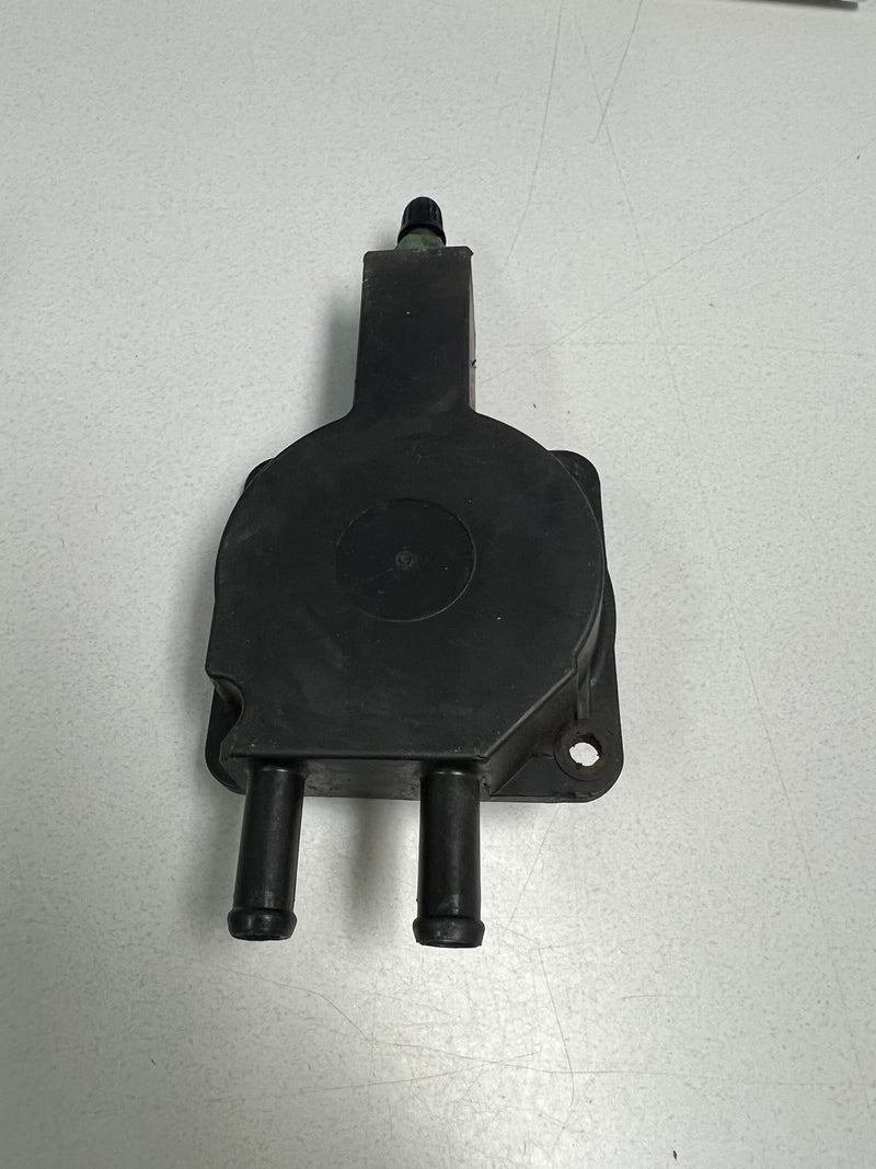 Evinrude Etec 2 stroke outboard VST bottom