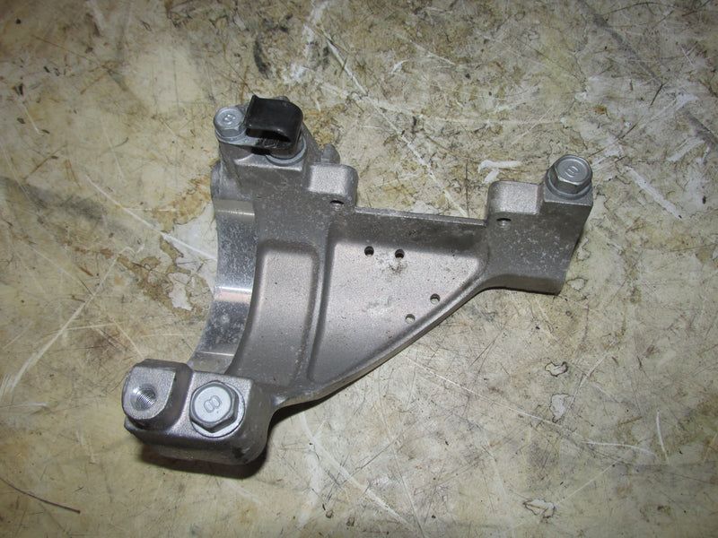 Yamaha 9.9hp 4 Stroke Outboard Starter Bracket (68T-01)