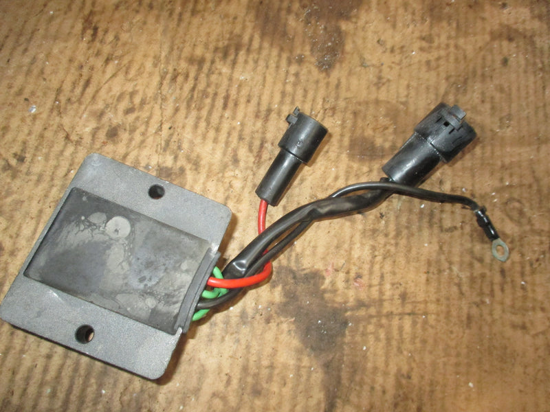 Yamaha 115hp 2 stroke outboard rectifier regulator (6RR3-818960-10)
