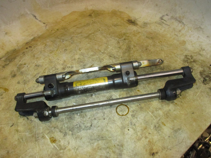 Outboard seastar tournament hydraulic steering cylinder (HC6750CS)