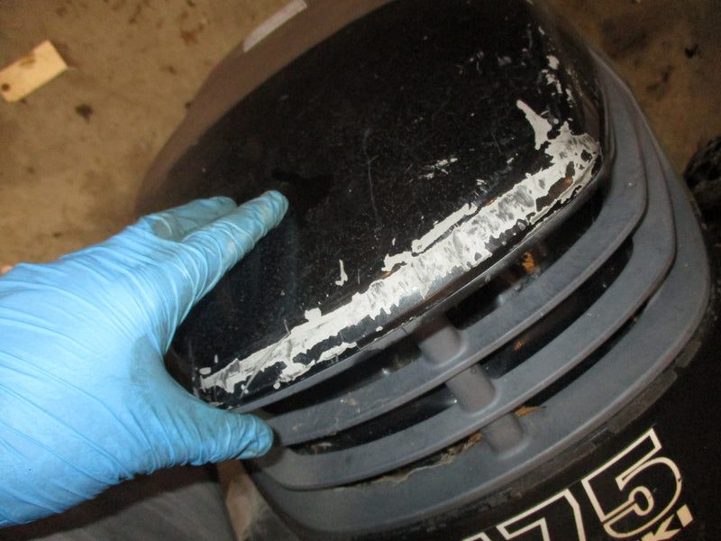 Suzuki DF150 outboard top cowling