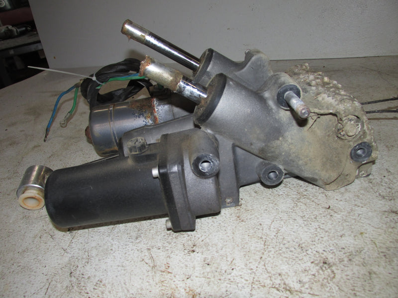 Yamaha 350hp 4 Stroke Outboard Tilt Trim Unit (6AW-43800-05-00)
