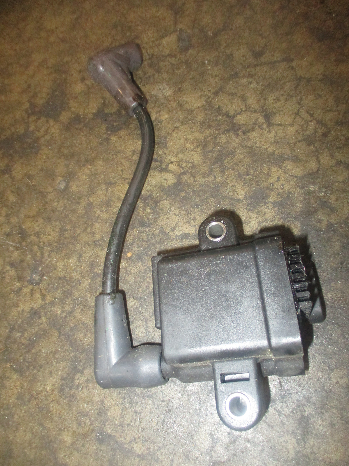 Mercury 40hp 4 stroke outboard ignition coil (877807A2)