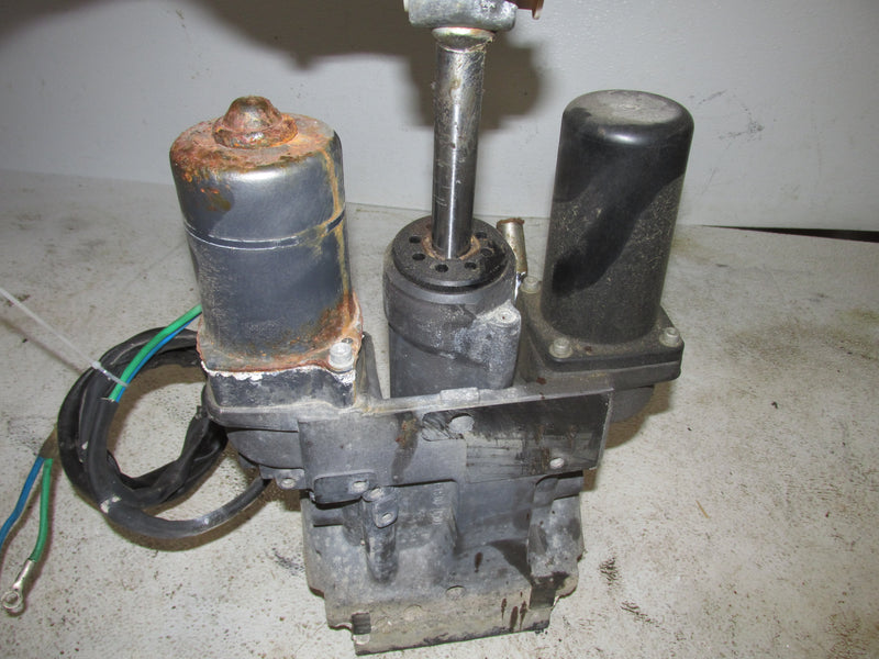 Yamaha 350hp 4 Stroke Outboard Tilt Trim Unit (6AW-43800-05-00)