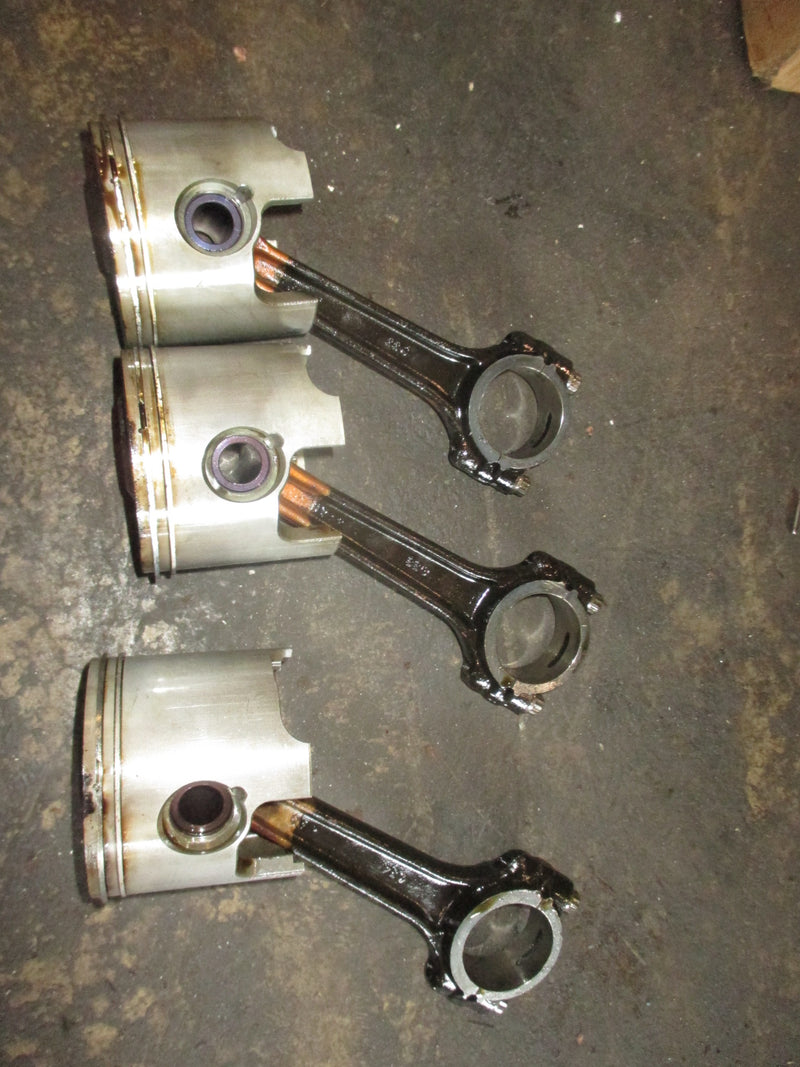 Mercury 200hp optimax 3.0L outboard port piston and rod set of 3 (859297T2)