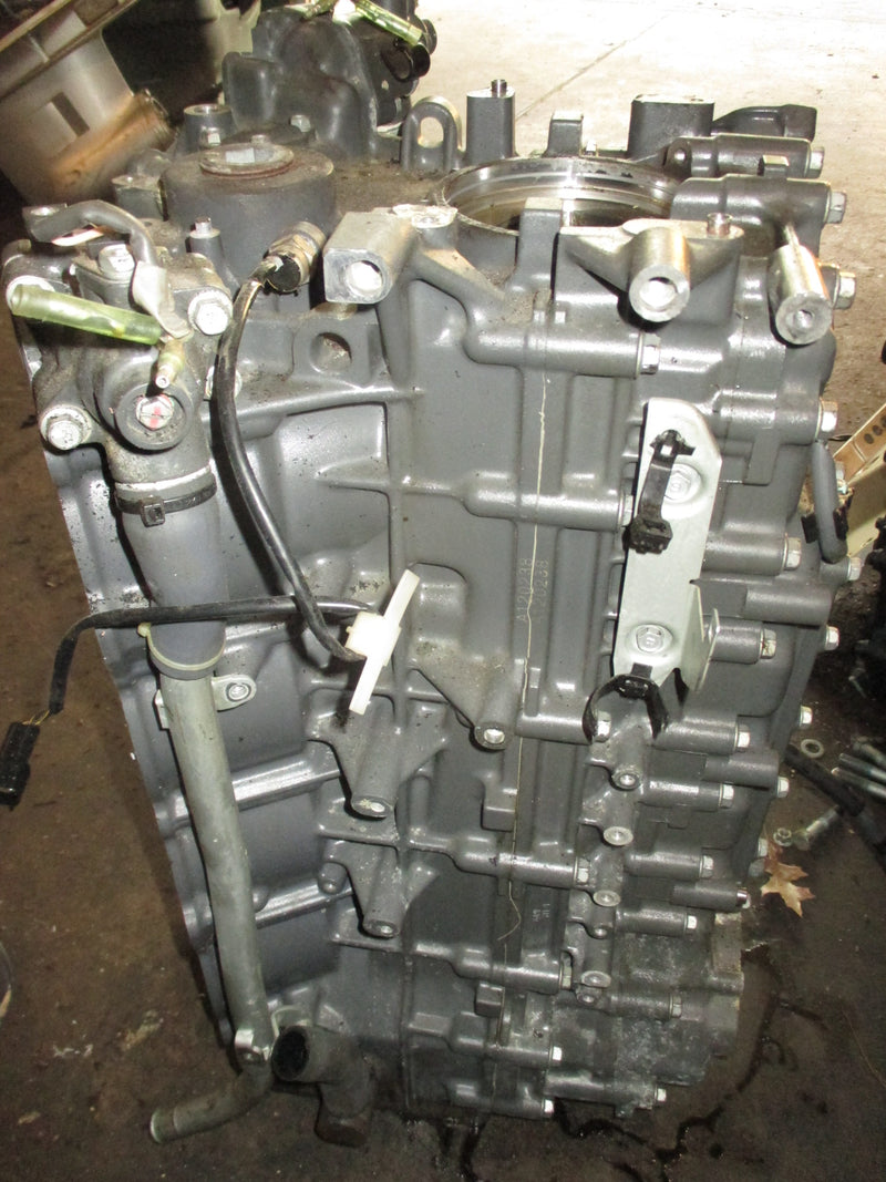 Yamaha 350hp 4 stroke outboard crankcase block (6AW-00)
