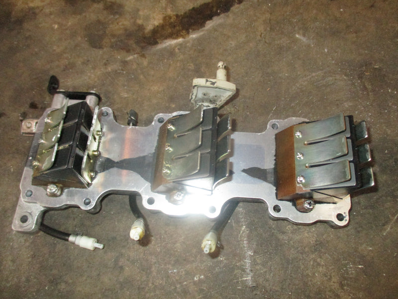 Yamaha 90hp 2 stroke outboard Intake manifold / Reeds 6H1-13641-02-94