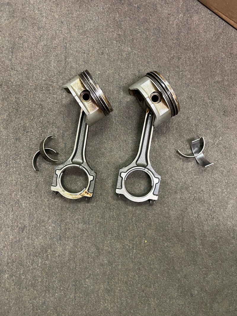 Yamaha 90hp 4 stroke outboard Piston and rod set of 2 (6D8-00)