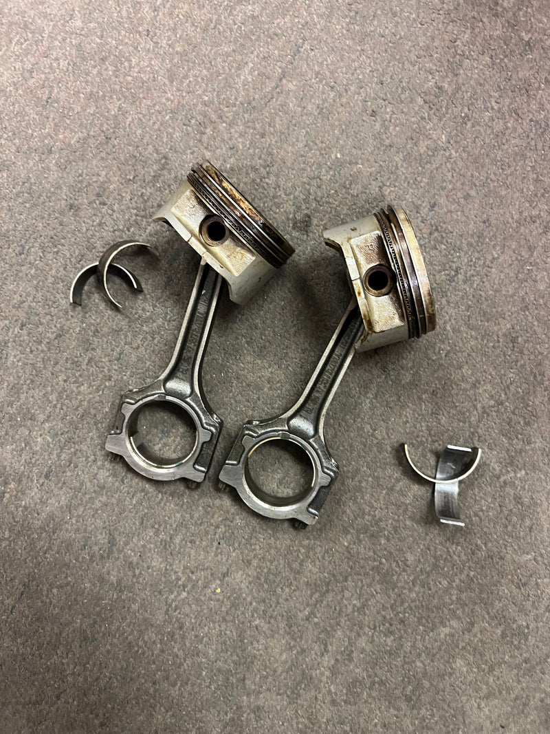 Yamaha 90hp 4 stroke outboard Piston and rod set of 2 (6D8-00)