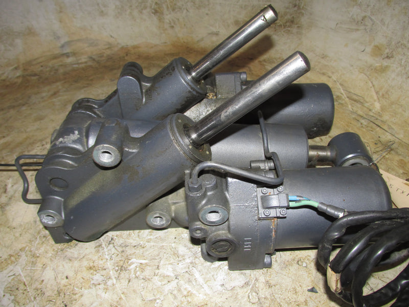 Yamaha 225hp 4 Stroke Outboard Tilt Trim Unit (69J-01)