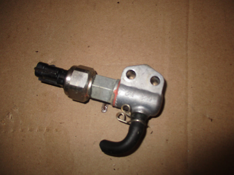 Yamaha 250hp 4 stroke outboard oil pressure sensor  (69J-83651-00)