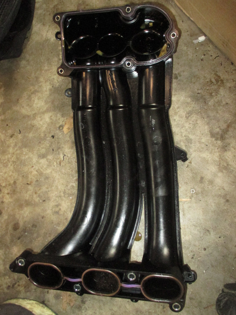 Yamaha 250hp SHO VMAX 4 Stroke outboard Intake Manifold (6CB-13711-00-00)