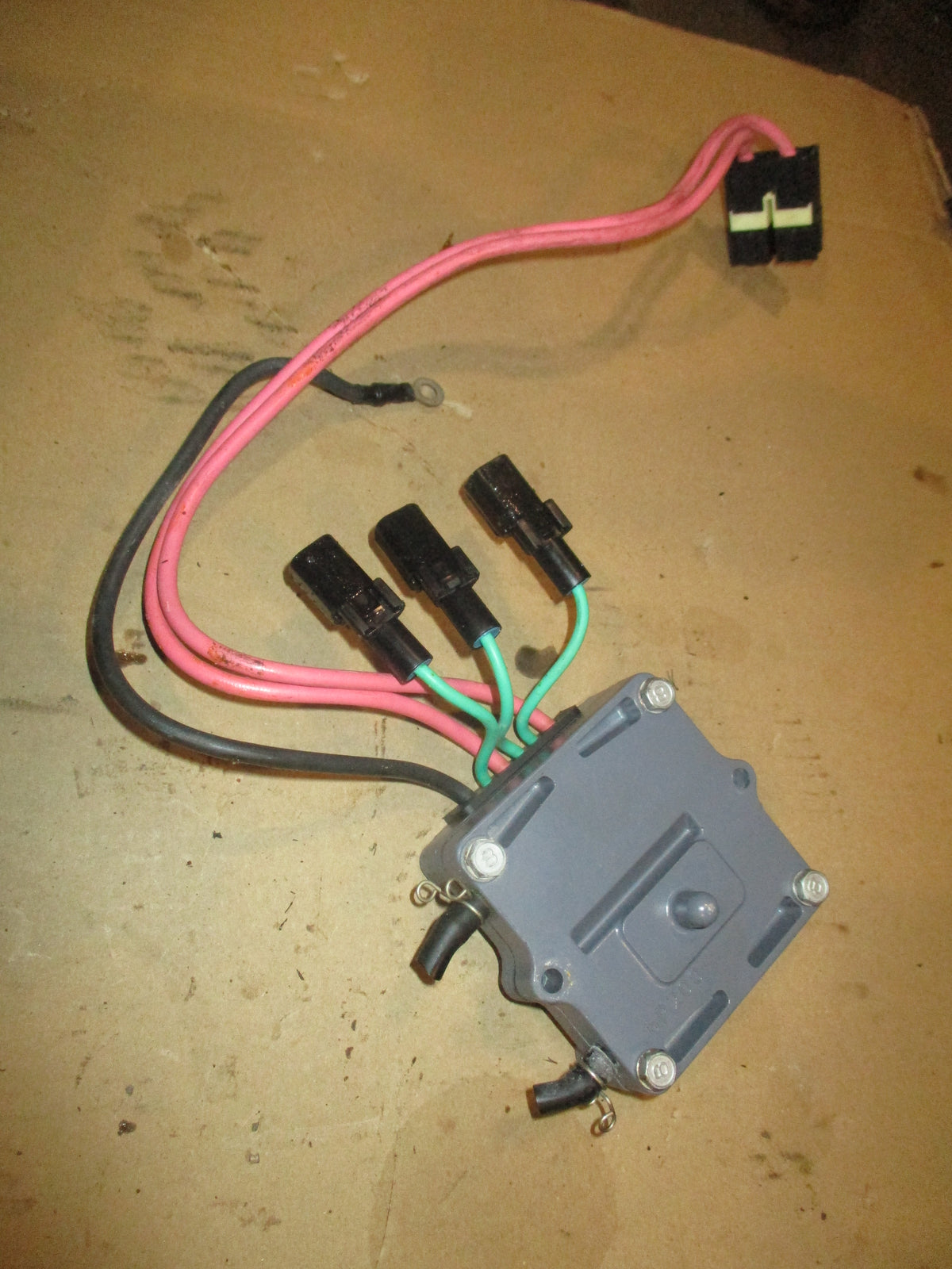 Yamaha 250hp 4 stroke outboard rectifier regulator (6P2-81960-00)