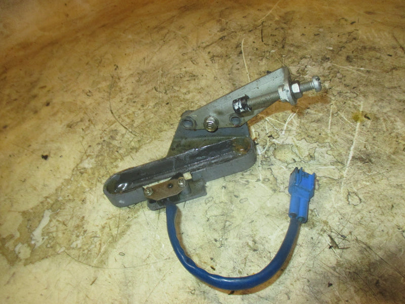Yamaha 150hp HPDI 2 Stroke outboard Neutral Switch / Bracket (68F-44117-01-18)