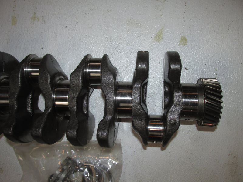 Suzuki DF115 115hp Outboard Crankshaft (12220-90J01)