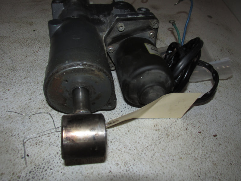 Yamaha 90hp 4 Stroke Outboard Tilt Trim Unit (6D8-43800-01-8D)