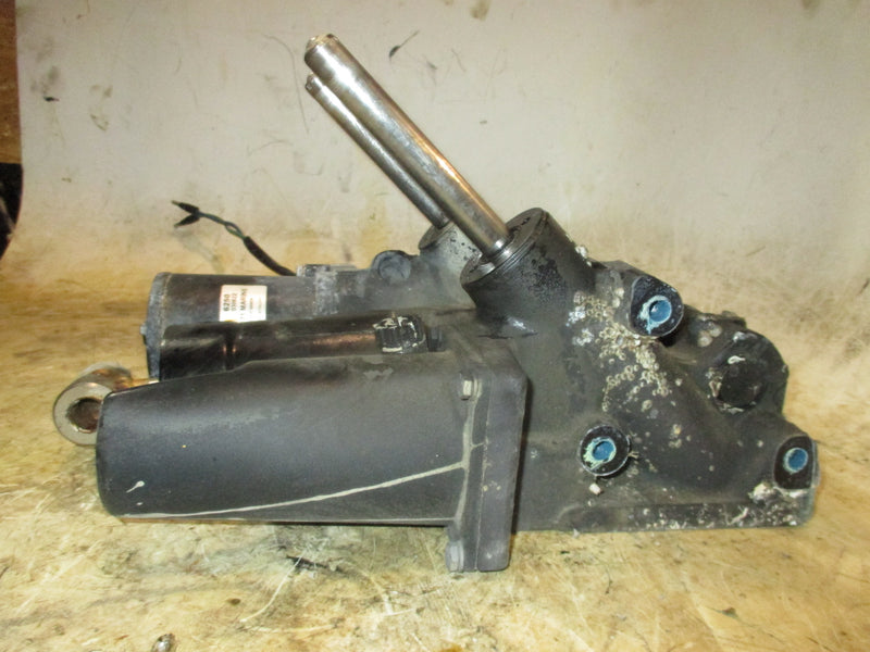 Mercury 200hp optimax 3.0L outboard tilt trim unit