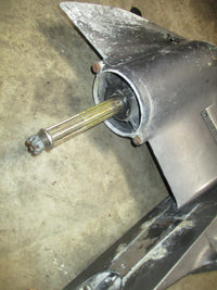 Load image into Gallery viewer, Tohatsu 140hp 2 stroke outboard 20 inch lower unit
