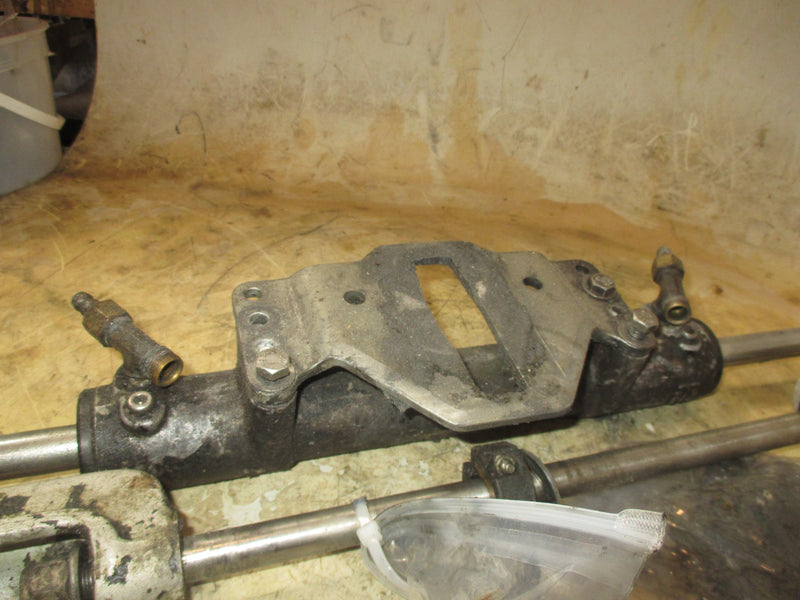 Teleflex outboard Seastar Hydraulic Steering Ram