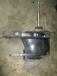Load image into Gallery viewer, Yamaha Mercury outboard 25" bigfoot lower unit READ DESCRIPTION
