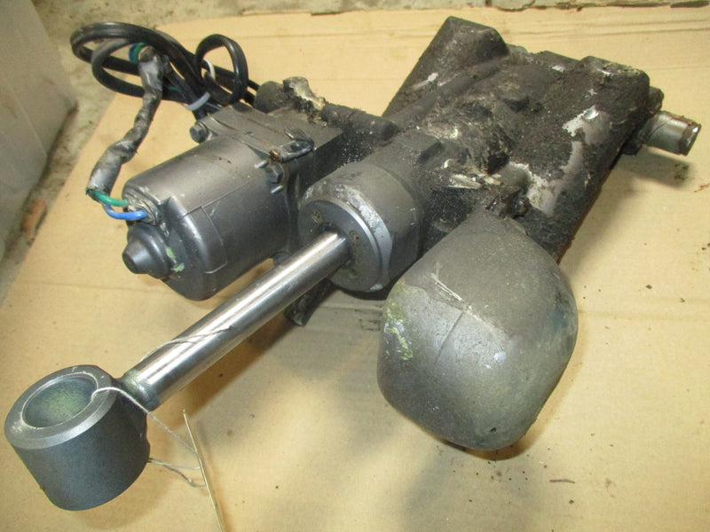 Tohatsu 140hp 2 stroke outboard tilt trim unit