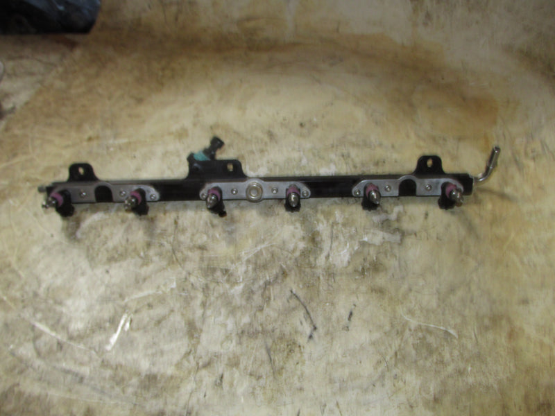 Mercury 275hp Verado 4 Stroke Outboard Fuel Rail and injector set (8M0006027)