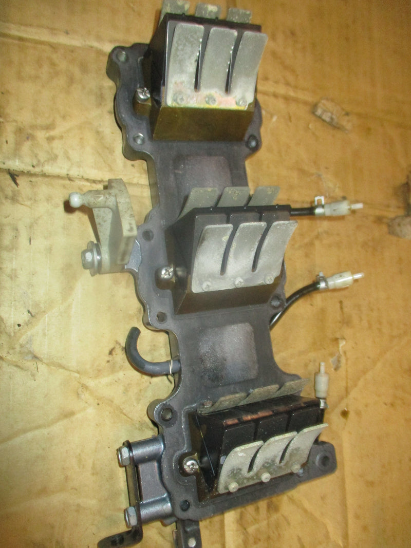 Yamaha 90hp 2 stroke outboard intake manifold and reeds