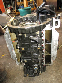 Load image into Gallery viewer, Johnson 175hp 60 degree ocean pro outboard crankcase block
