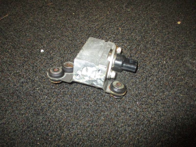 Yamaha HPDI 250hp outboard fuel rail pressure sensor (60V-82380-00-00)